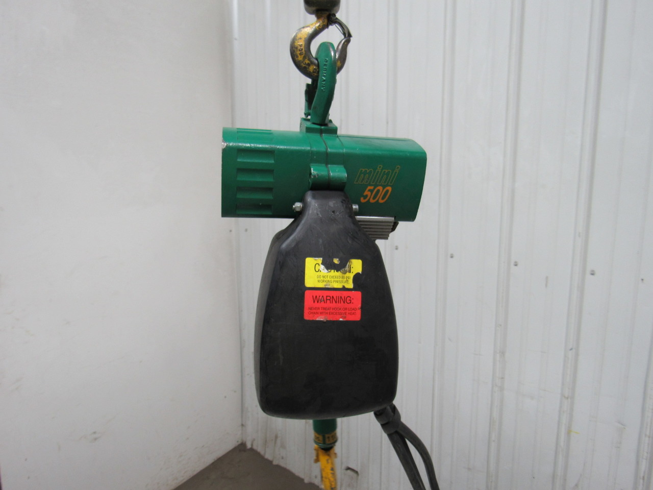 JD NEUHAUS Mini 500 1100 Lb. Air Hoist 85PSI 9'6" Lift 5'6" Control