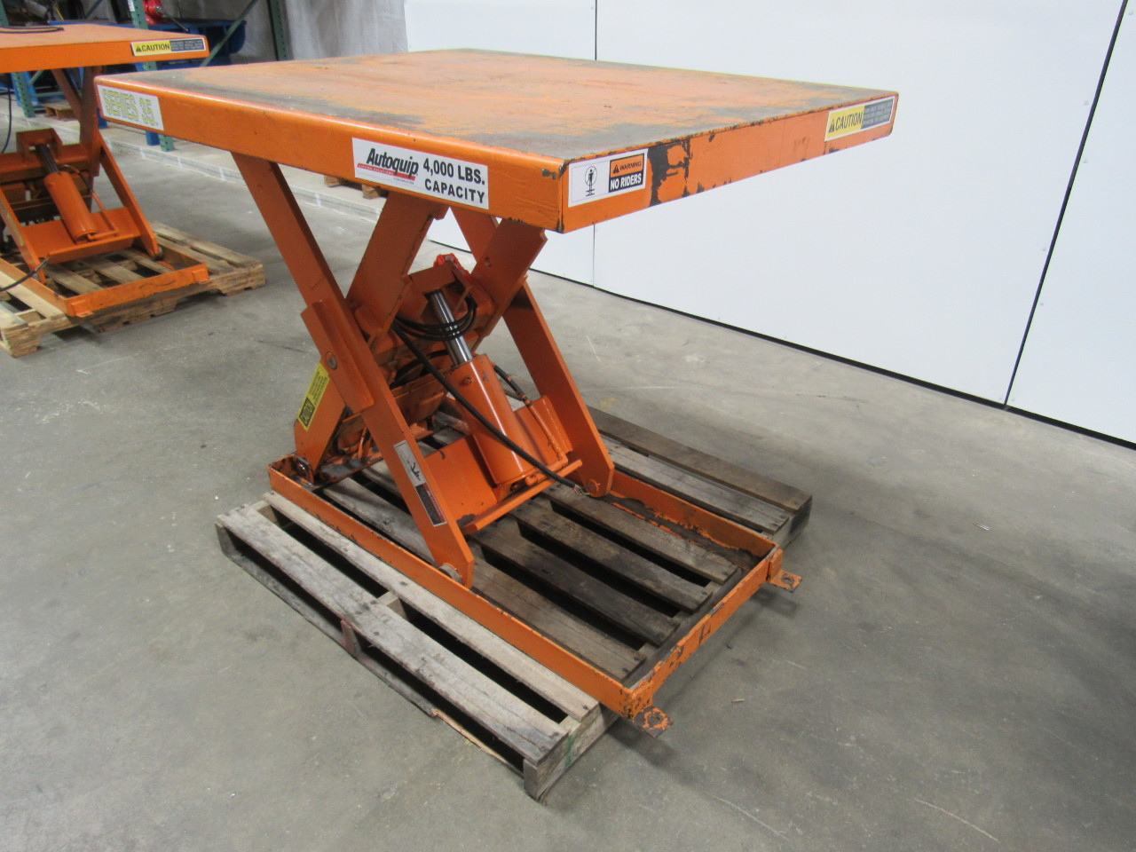 AUTOQUIP 36S40 4000 Lb. Scissor Lift Table 208230/460V 3 Ph 48"x40