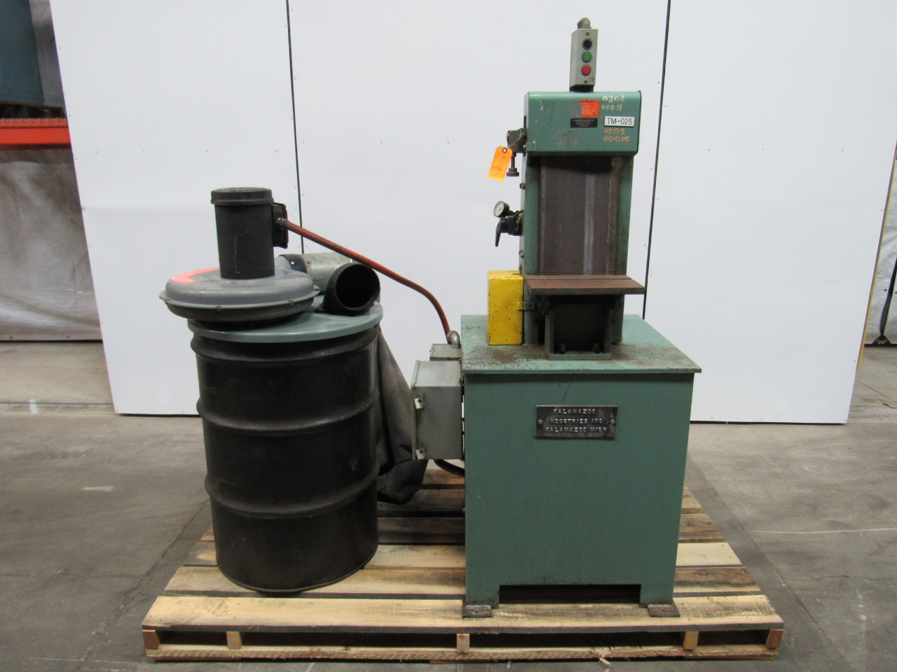Kalamazoo 8" Belt Grinder/Sander W/Drum Dust Collector 71/2 HP 208230
