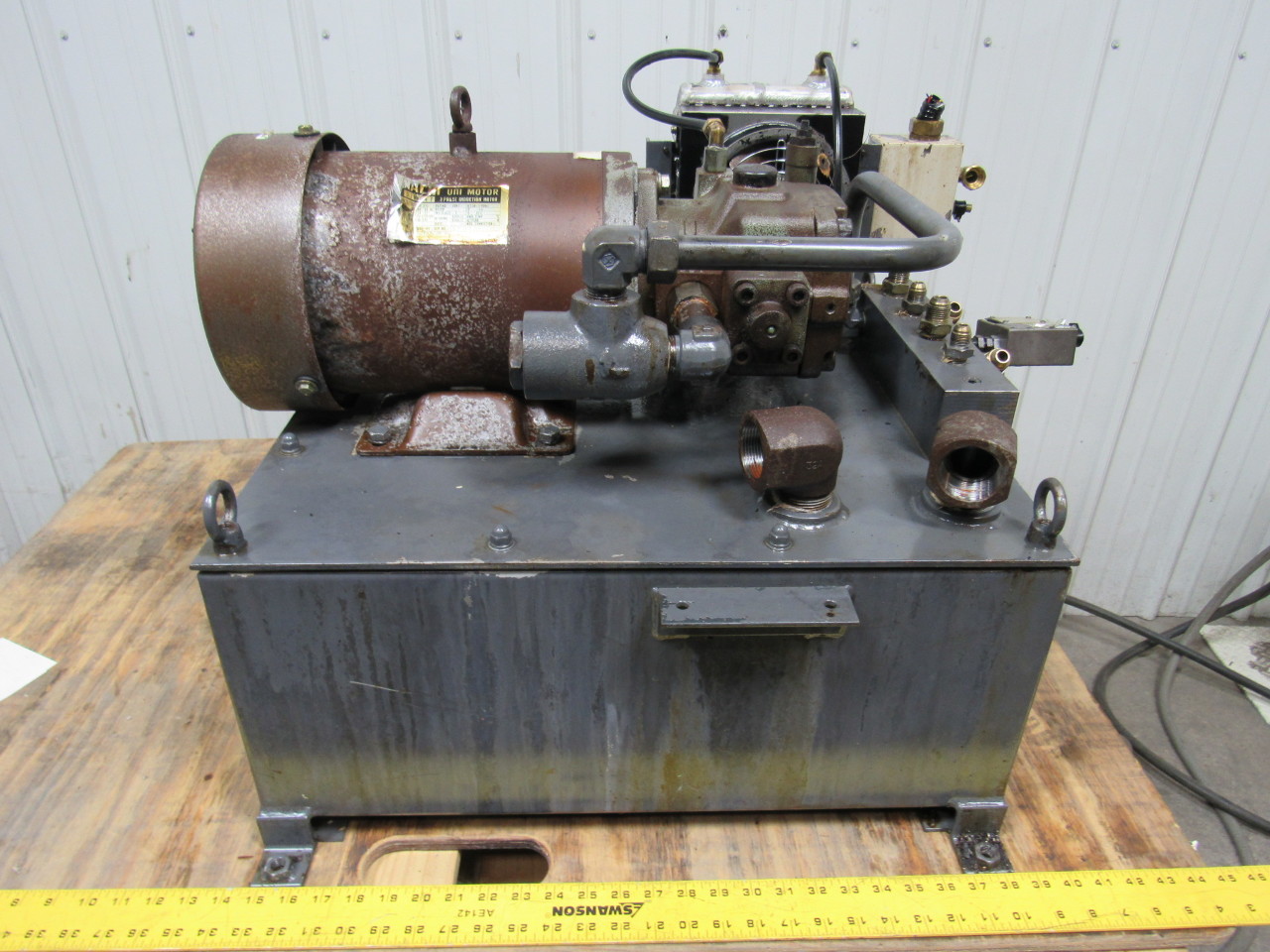 Nachi Hydraulic Power Unit Variable Vane From a Yamasaki Mazak CNC