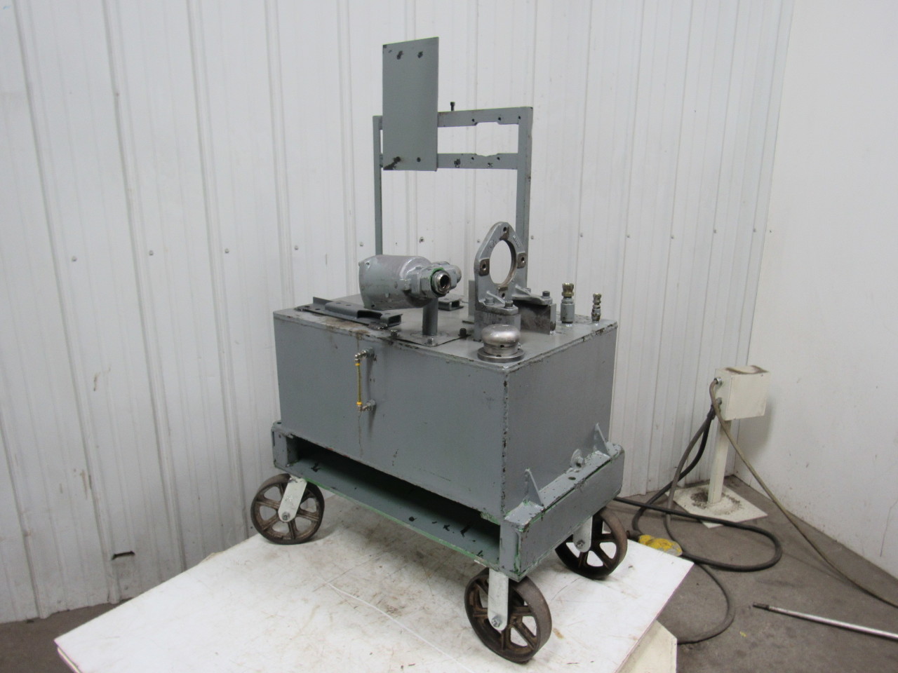 30 Gallon Hydraulic Power Unit Tank Reservoir W/8" Caster Wheels