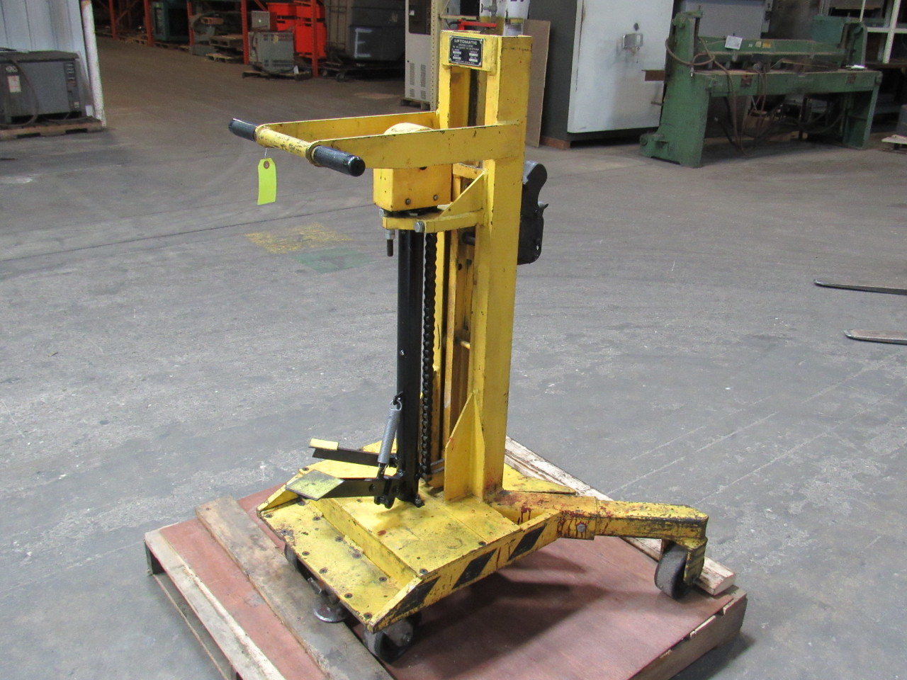 LIFTOMATIC 600 LB Barrel Drum Lifter Handler Mover Transporter