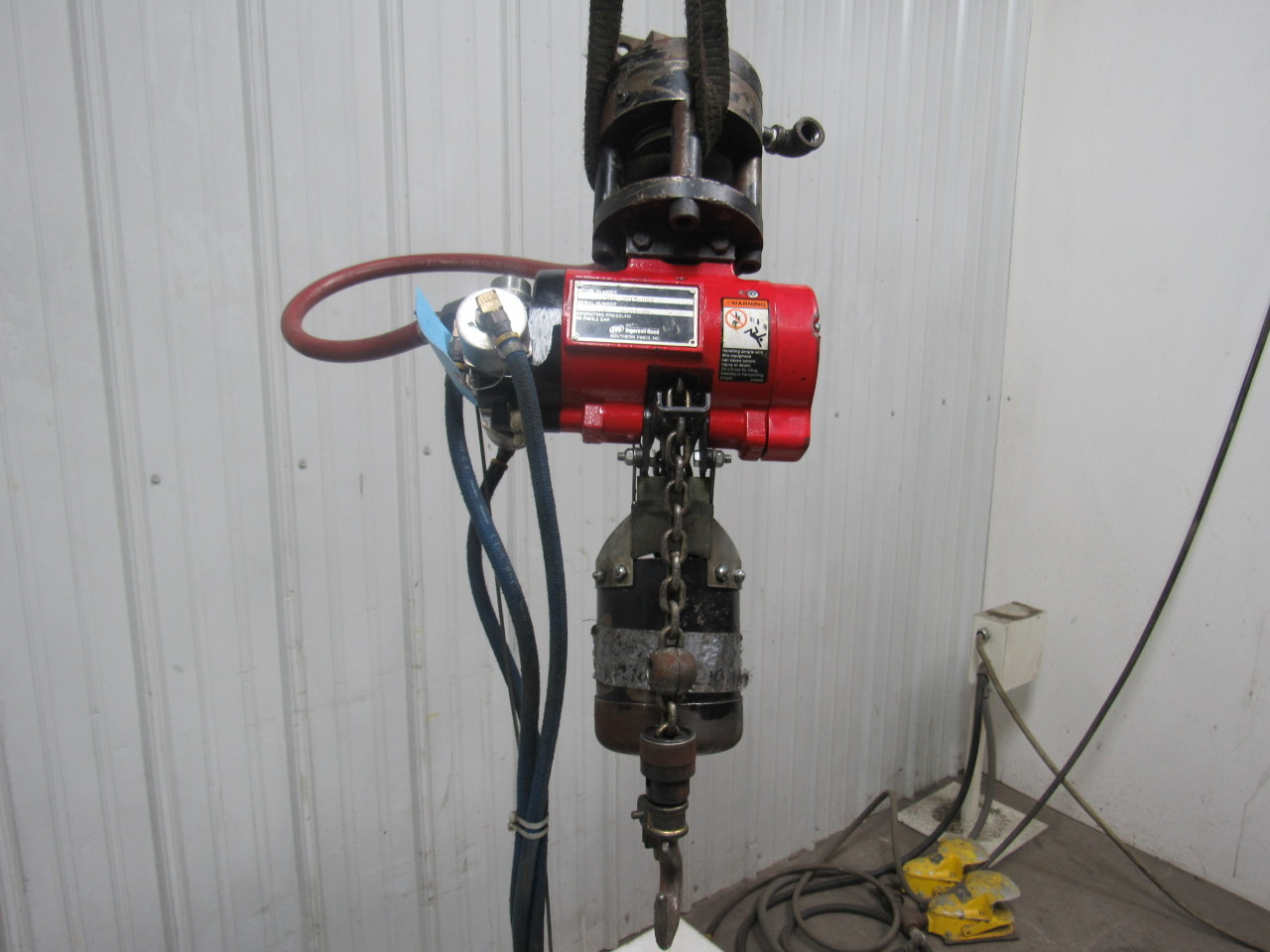 Ingersoll Rand ARO 7756E2K15K8S 1/2 Ton Air Pneumatic Chain Hoist 10