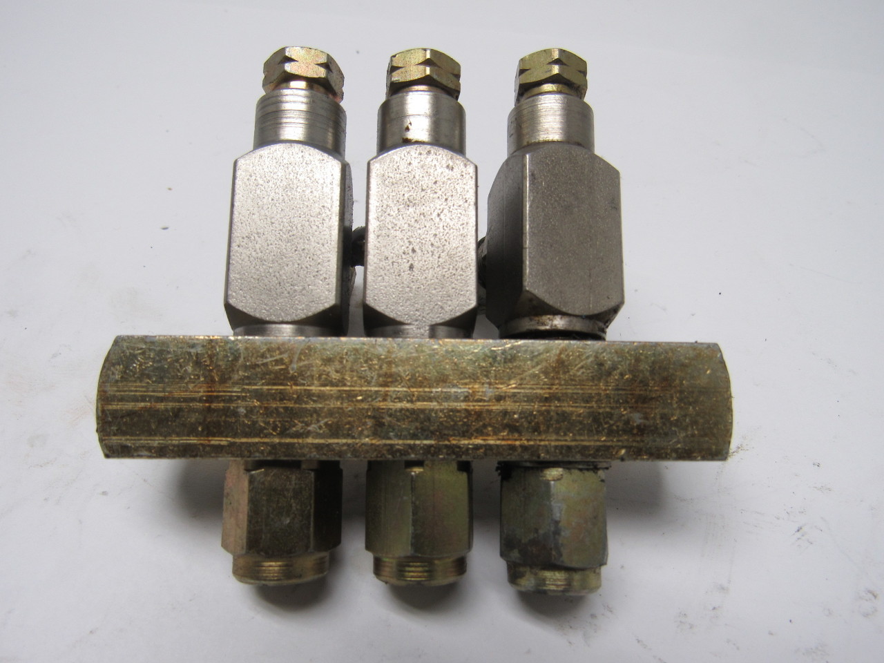 Lincoln Industrial SL32 Automatic Lubrication System Grease Injectors