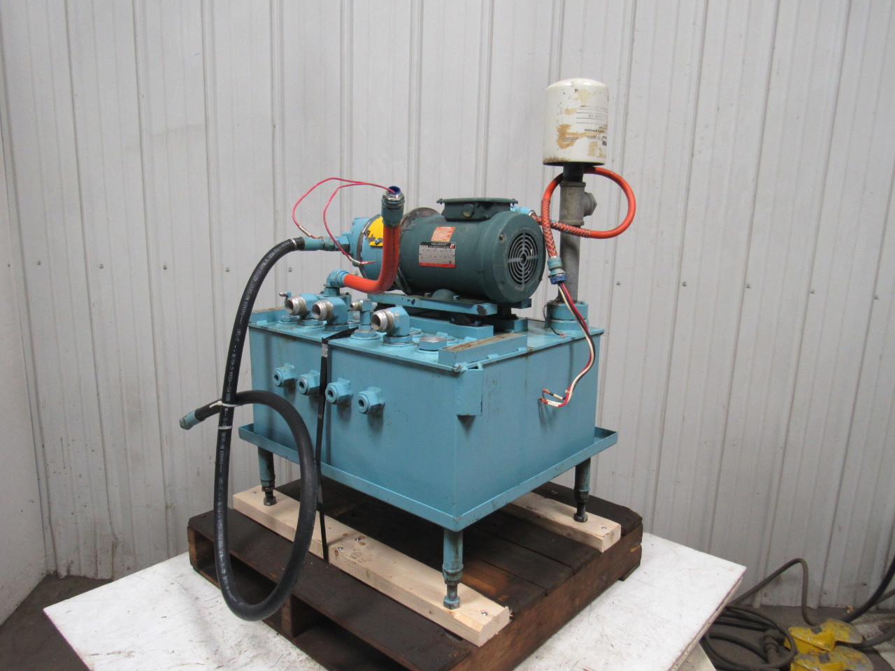 Parker H77AA2A Hydraulic Power Unit 20 Gal. Tank 14.35 GPM 3/4 HP 3 PH