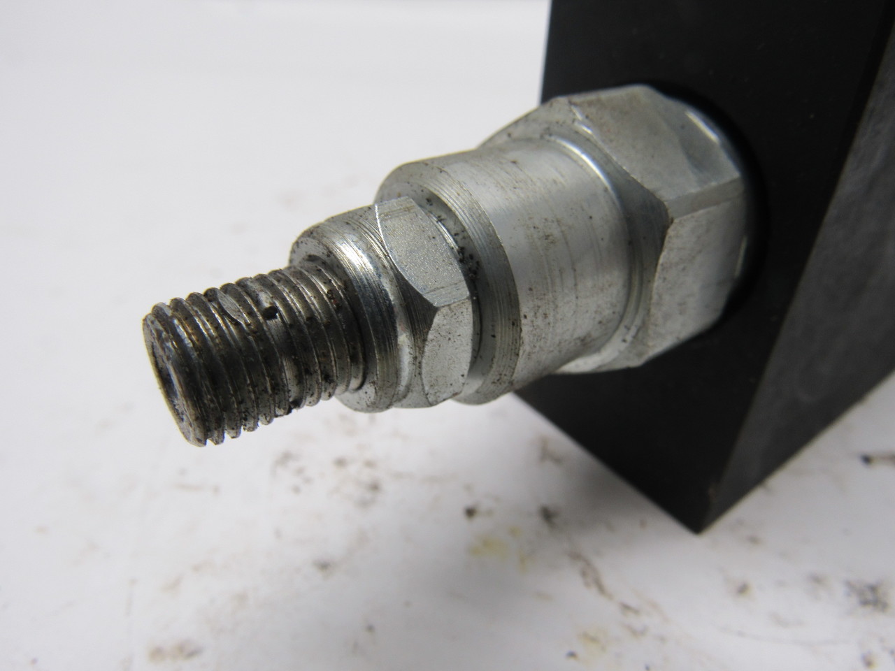 Sun Hydraulics MAI/S degree Line Mount Pneumatic Manifold SAE 6