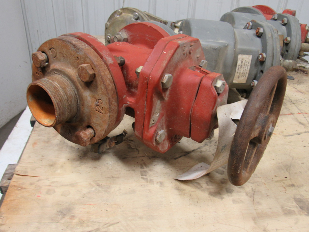 reduced pressure zone assembly