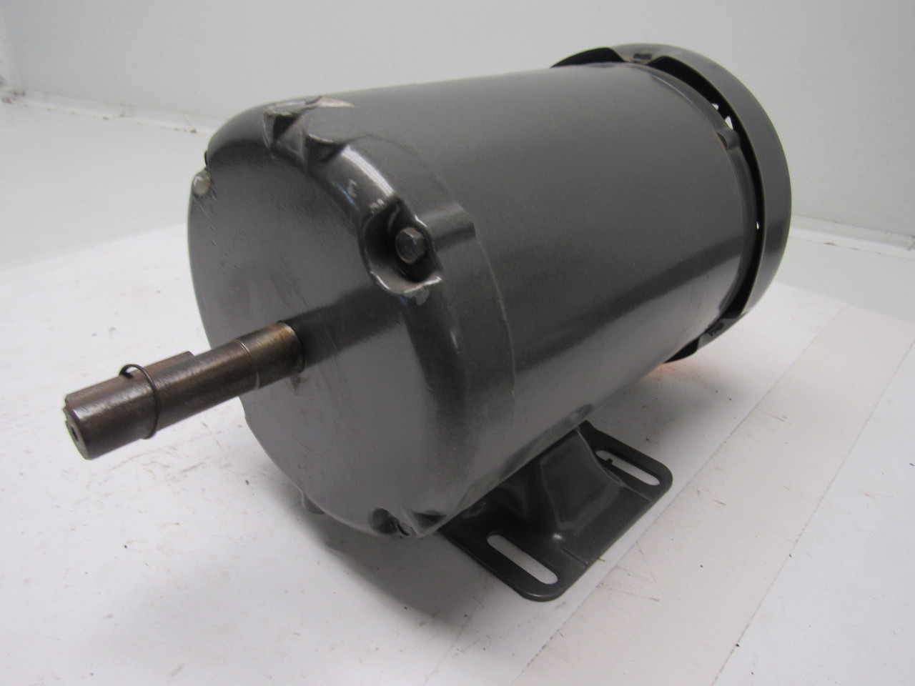 Baldor M00 92921678001 1HP 3PH 208230/460V 3450RPM Double Shaft