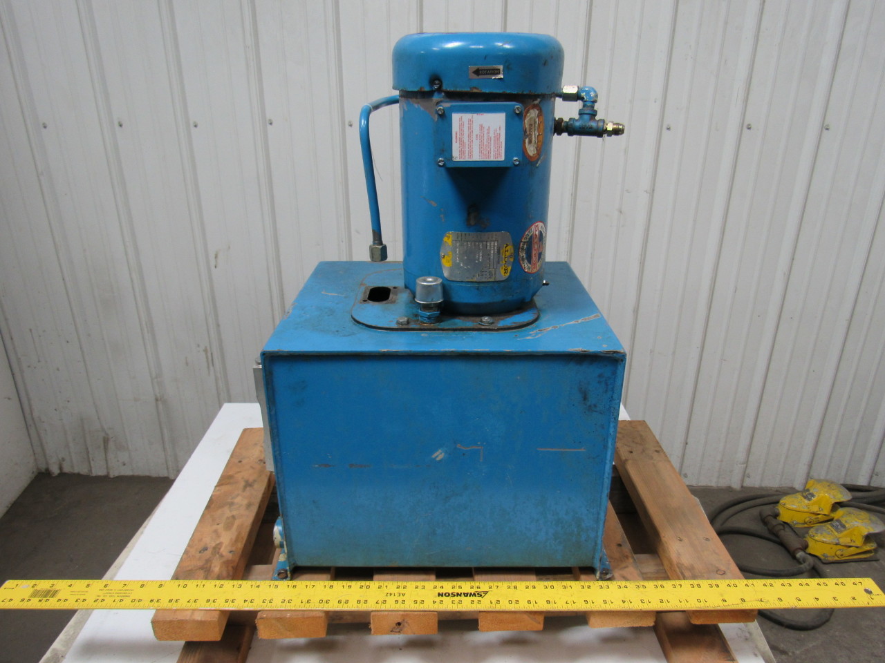 Vickers TK10VP-V45F--M SystemPak Hydraulic Power Unit W/10 Gallon Tank 10GPM