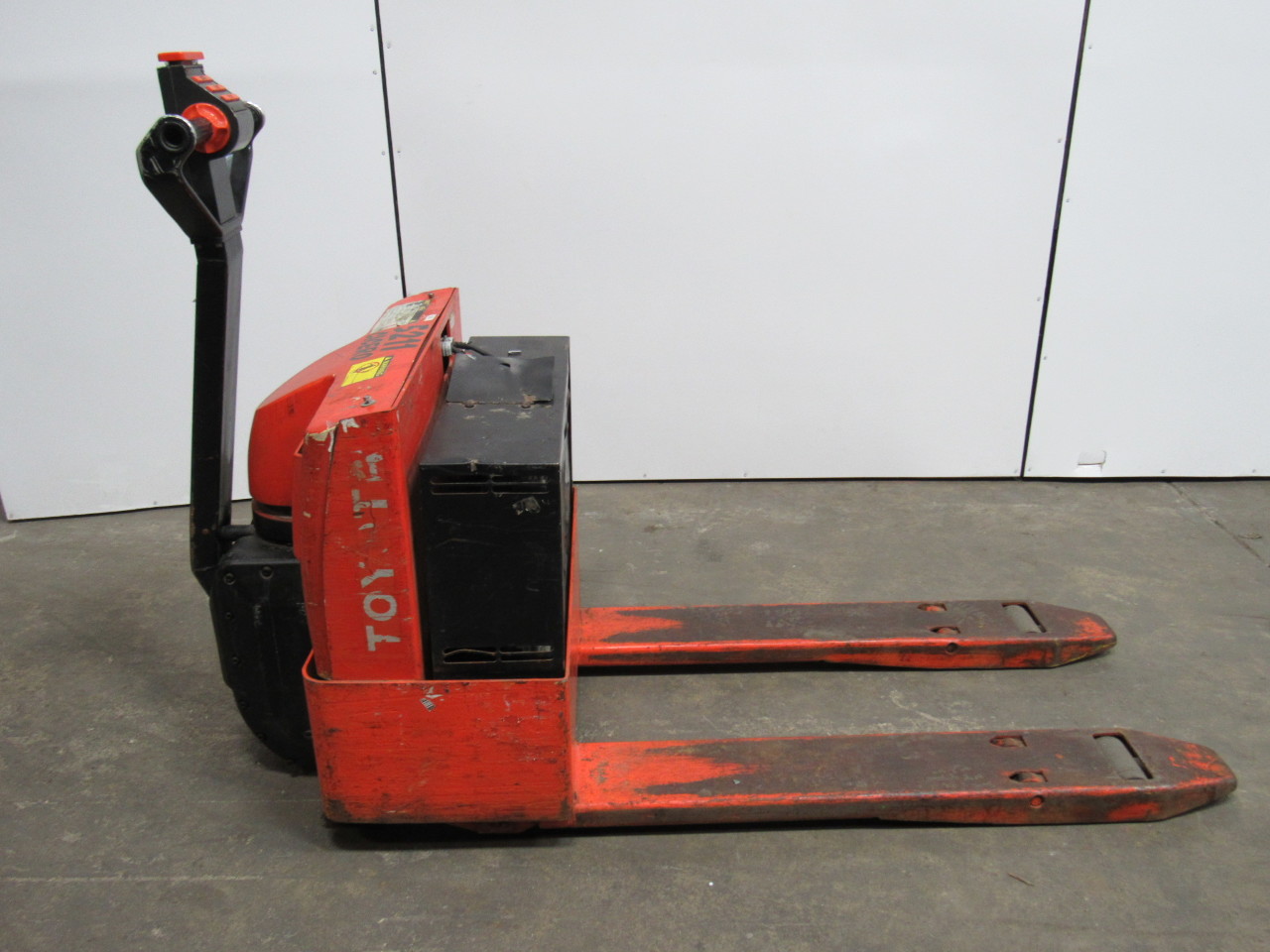 Toyota 6HBW20 Electric Pallet Jack Walkie Walk Behind 4000Lb Cap Fork