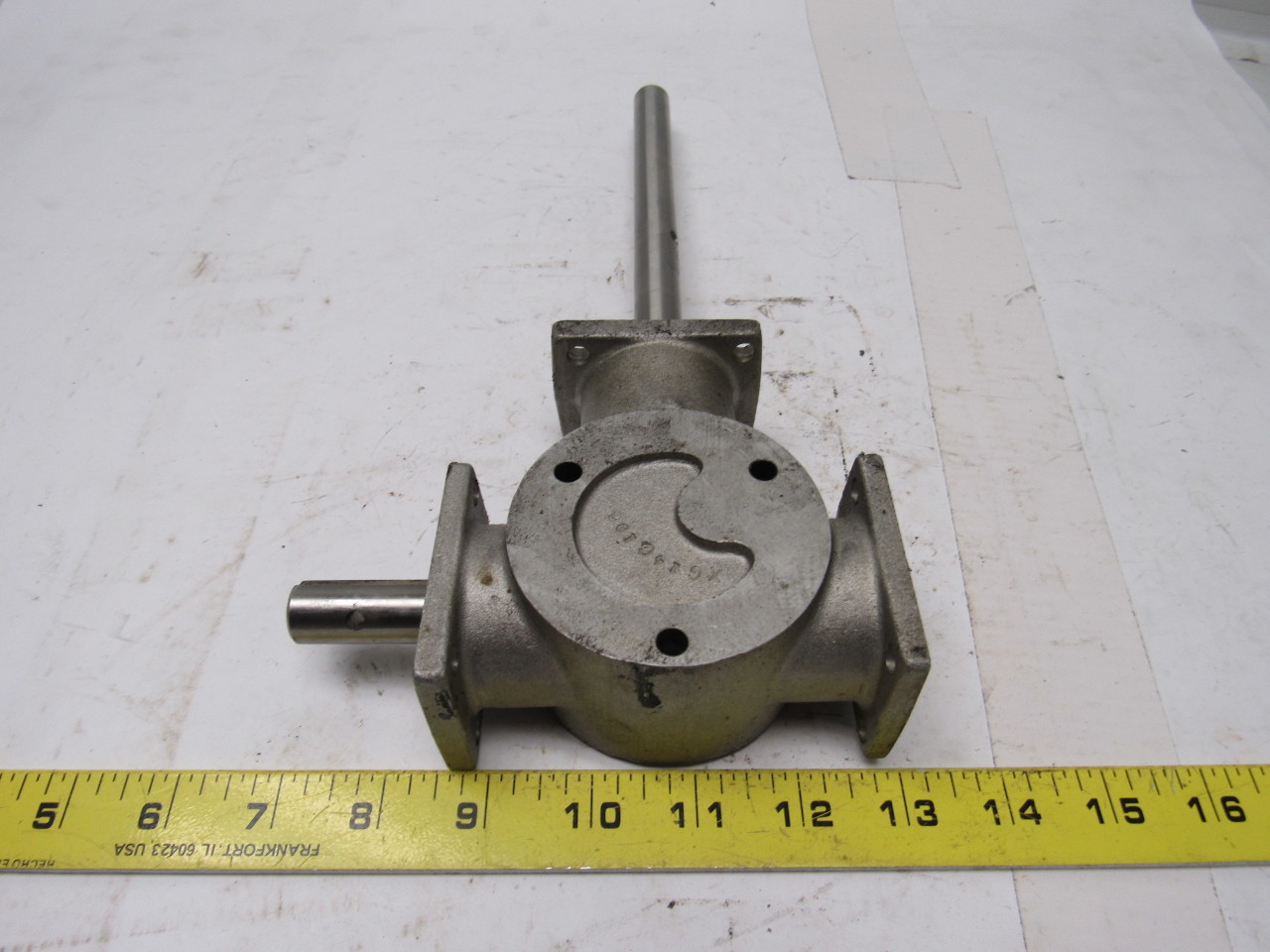 Hub City AD2/5 Right Angle Bevel Gear Drive 11 Ratio 5/8" Dia. Shafts