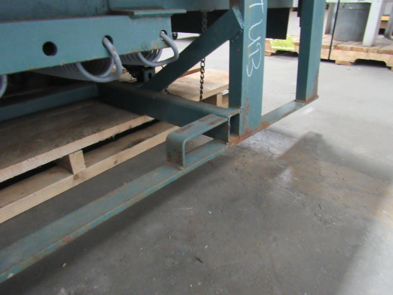 McGuire MP6630 Pull Chain Mechanical Dock Leveler 30,000lb Cap 76"L x 72" Wide eBay