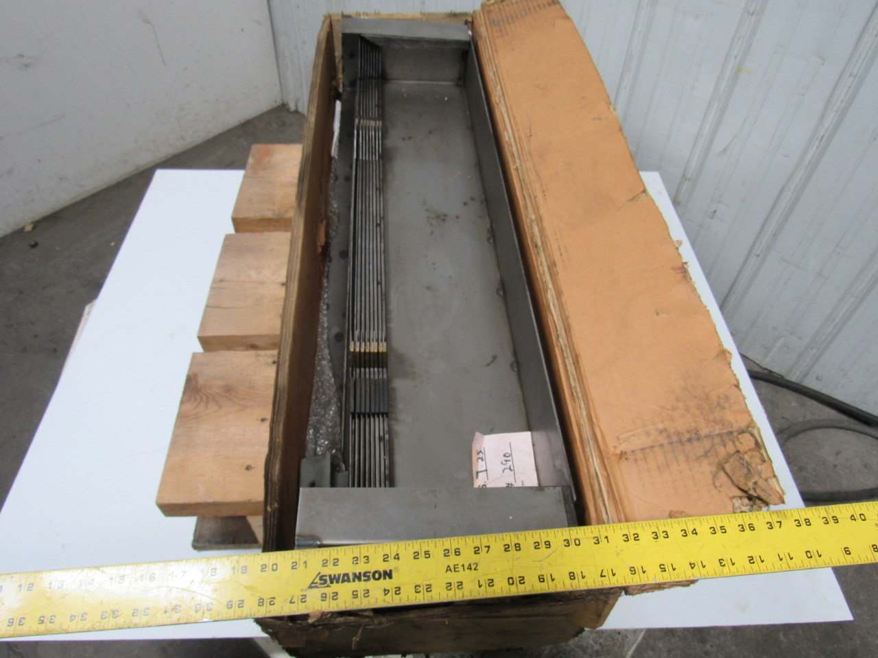 6194839100 Telescopic Steel Machine Way Cover 651/2" Extended 41" Wide