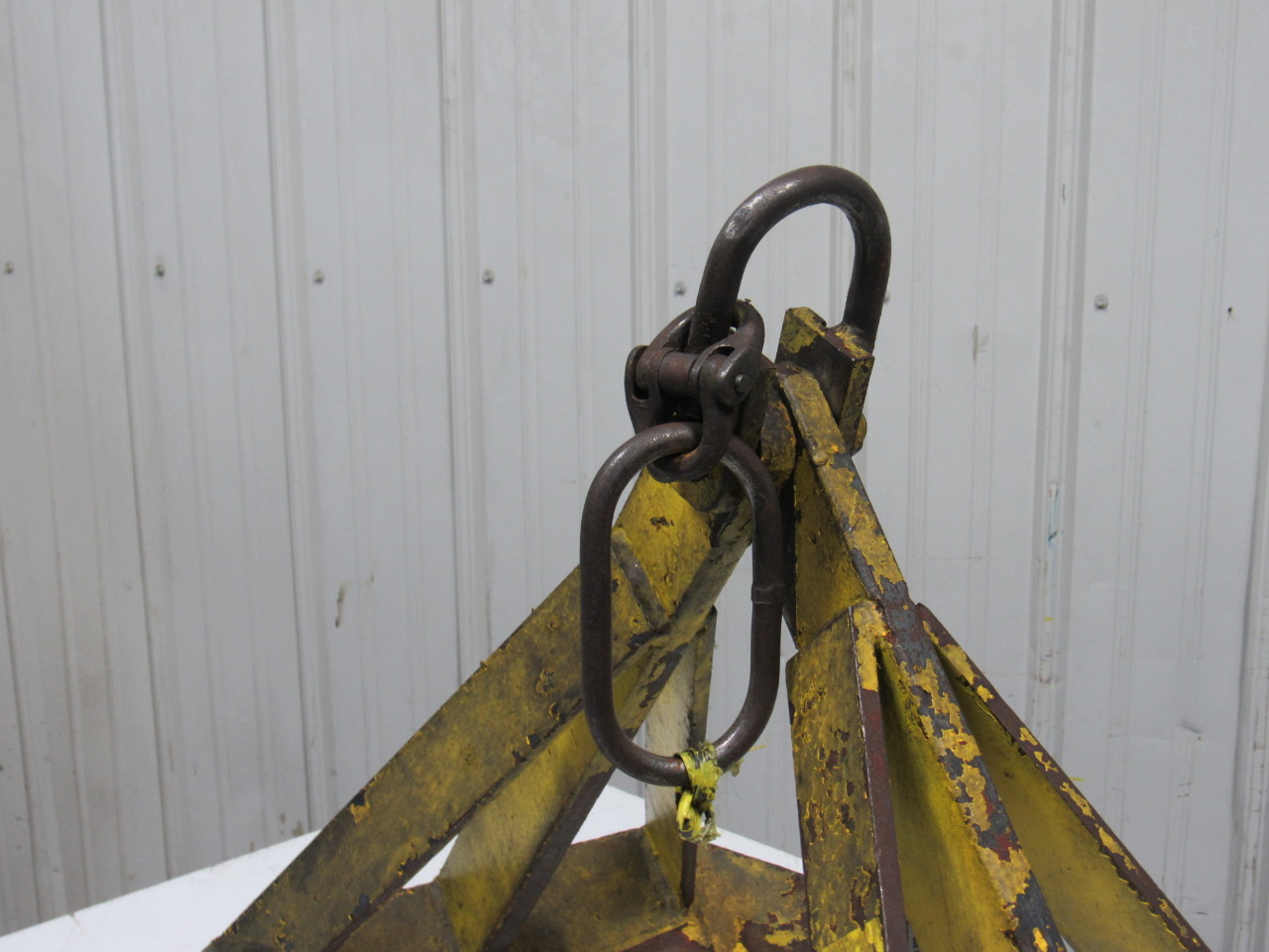 2000 LB Load Lifting Tongs Rigging 010" 27" Wide