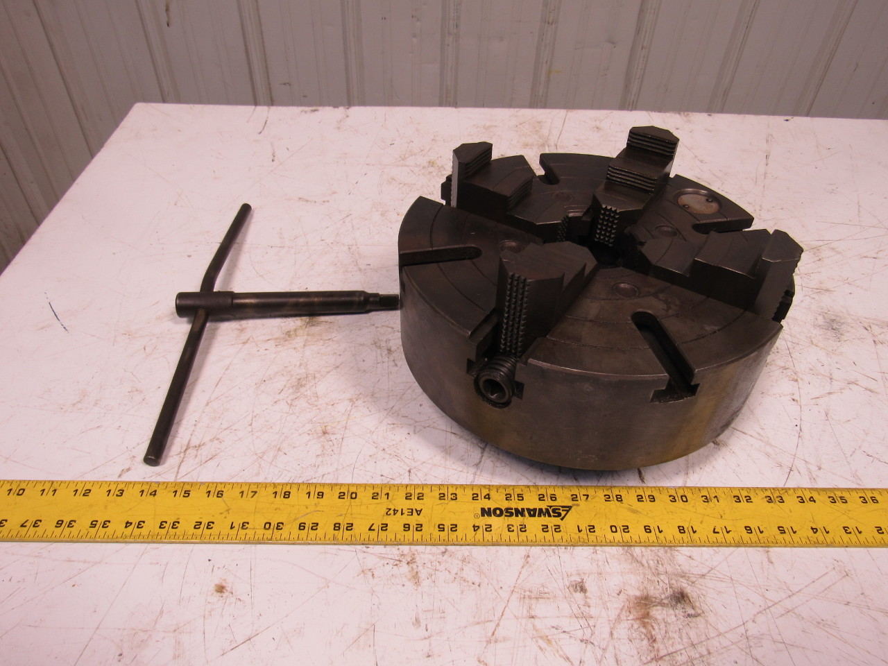 Cushman 12" Independent 4 Jaw Lathe Chuck W/D16 Mount, Key
