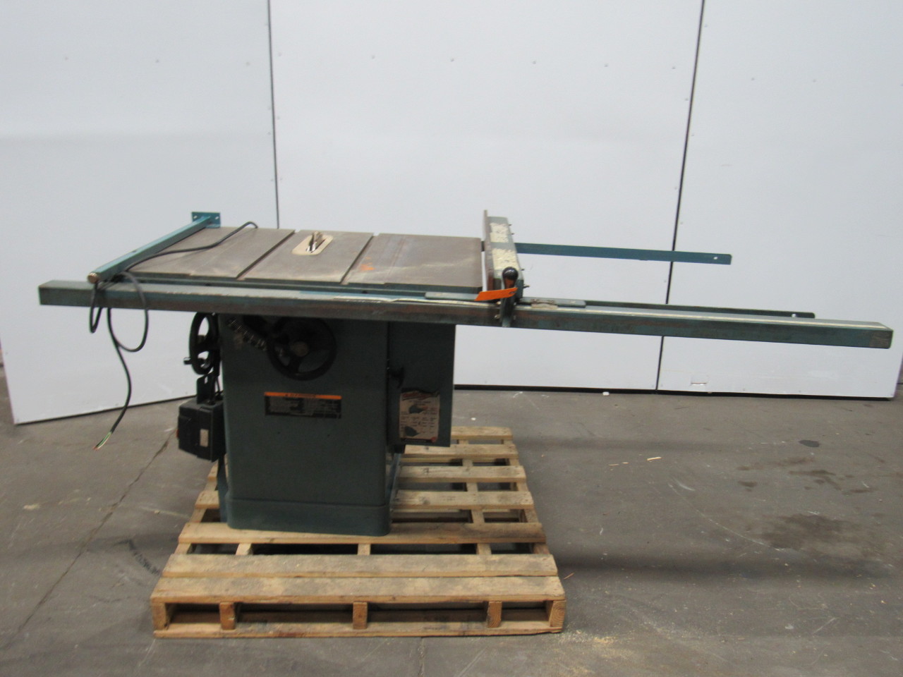 JET JTAS 101 10" 1PH Right Tilt Arbor Table Saw 230V 1PH 27"x 40