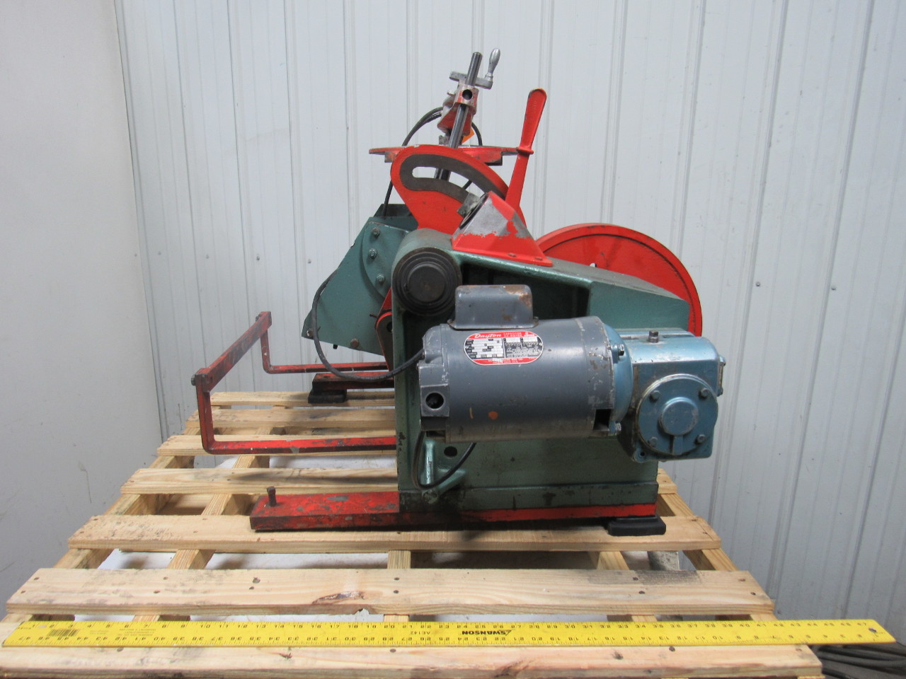 MILLER MFG 1 & 5 GALLON Paint Shaker Mixer 115/208230V 1PH W/Timer