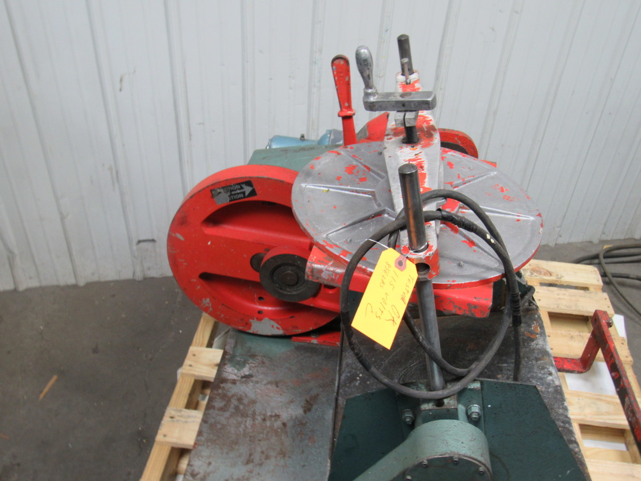 MILLER MFG 1 & 5 GALLON Paint Shaker Mixer 115/208230V 1PH W/Timer