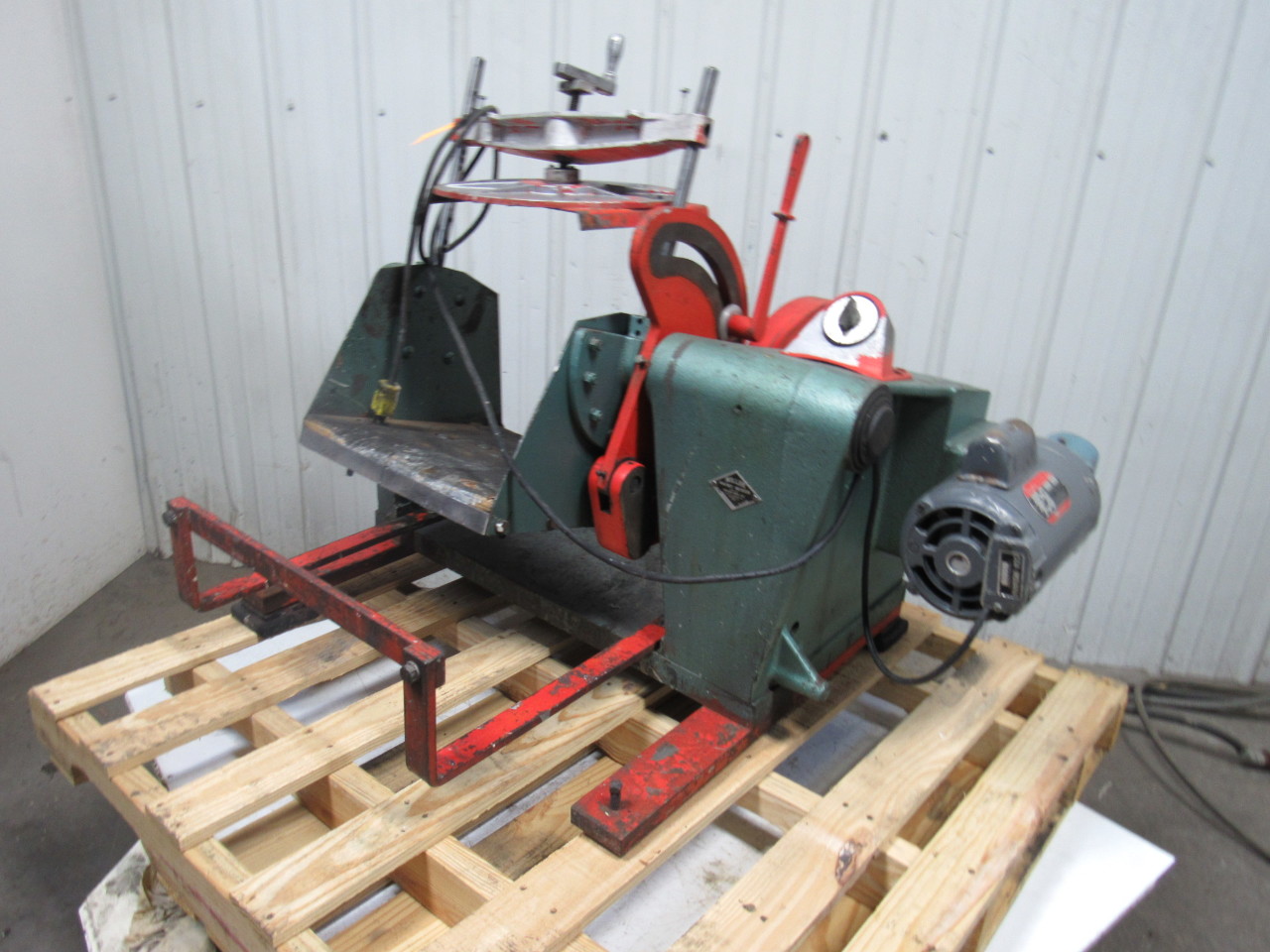 MILLER MFG 1 & 5 GALLON Paint Shaker Mixer 115/208230V 1PH W/Timer