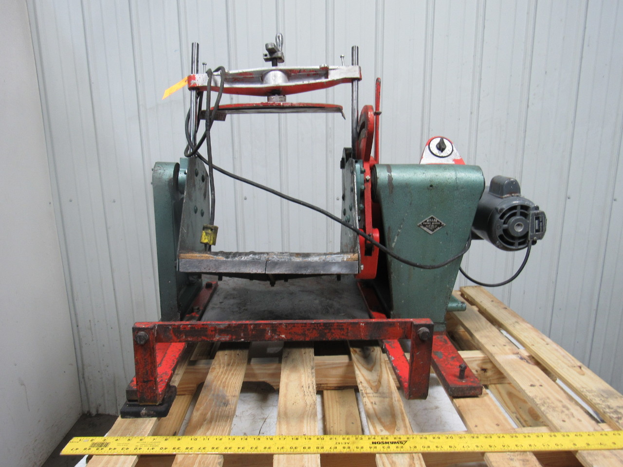 MILLER MFG 1 & 5 GALLON Paint Shaker Mixer 115/208230V 1PH W/Timer