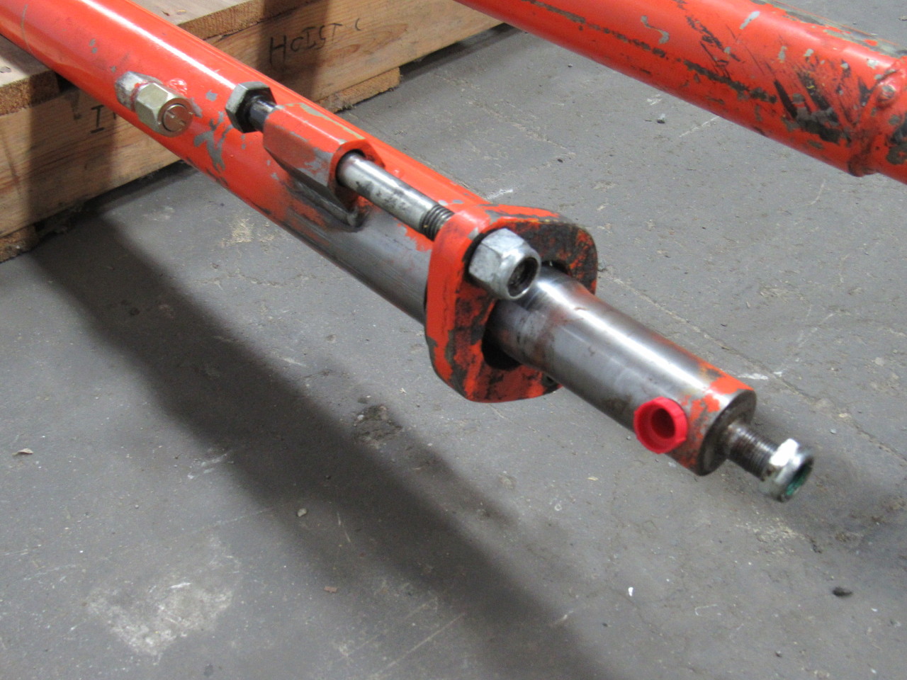 RAYMOND 31DR25TT 2500 Lb. Forklift Mast Cylinder Pkg. Parts 253" Lift