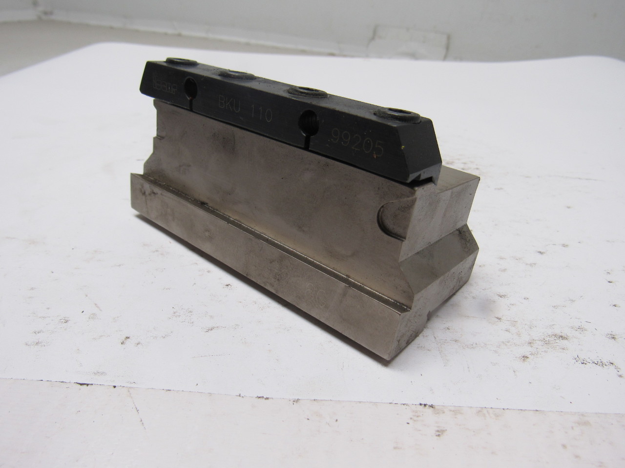 Iscar SGTBU 326G Parting & Grooving Blade Block Tool Holder W/Top