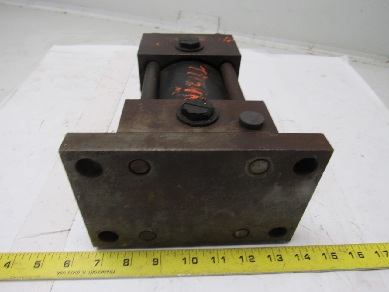 Schrader Bellows Hydraulic Cylinder 31/4" Bore 2" Stroke