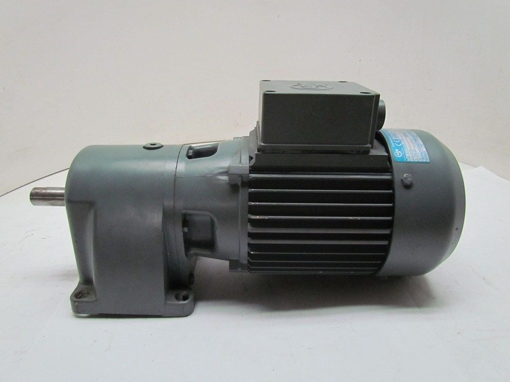 ABM Greiffenberger G71/4D63C4/2 4pole 3PH Motor W/2Stage Helical Gearbox