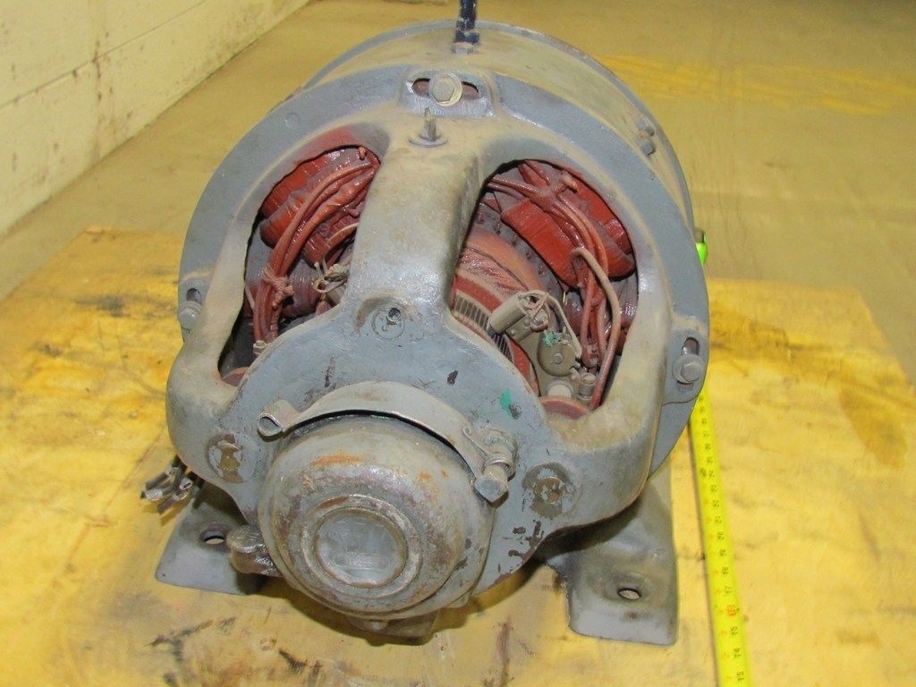 Westinghouse Vintage Industrial Factory 2.5 HP Electric Motor Date 4/12