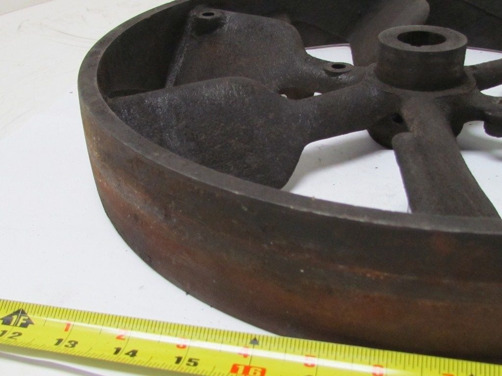 VTG 161/2" Dia. Industrial Cast Iron Flywheel Pulley Flat Belt Wheel