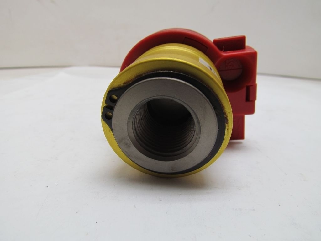 MP Master Pneumatic V354 Lockout & Tagout Inlet Safety Air Valve 1/2