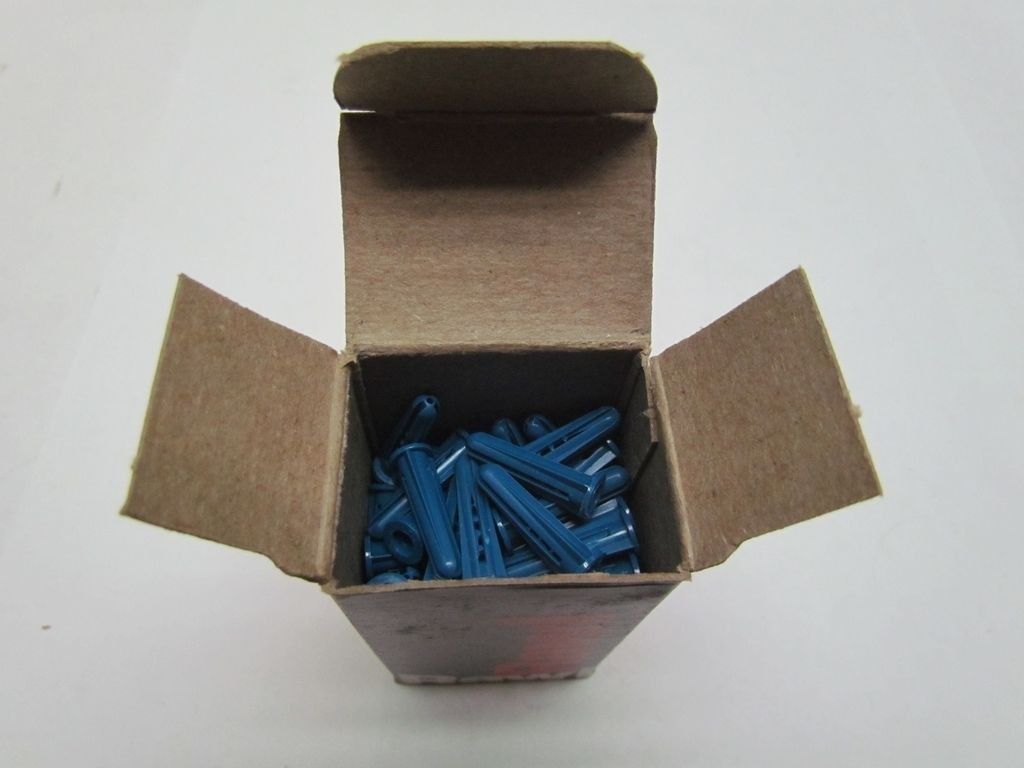 Rawl Bantam Plugs 7569 Size 8 10x7/8" Drill3/16" Qty 100 eBay