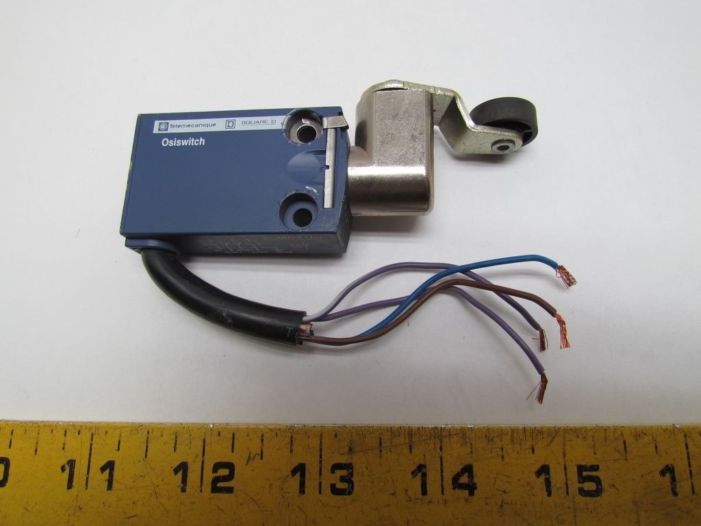 Square D Telemecanique ZCMD41L1 Osiswitch Limit Switch 240v 1.5a