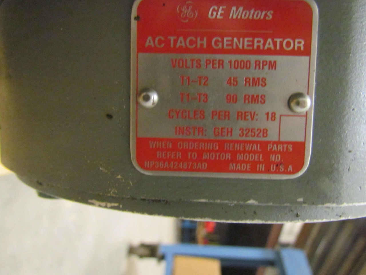 GE General Electric CD327AT 20HP DC Spindle Motor w/AC tach Generator 500V