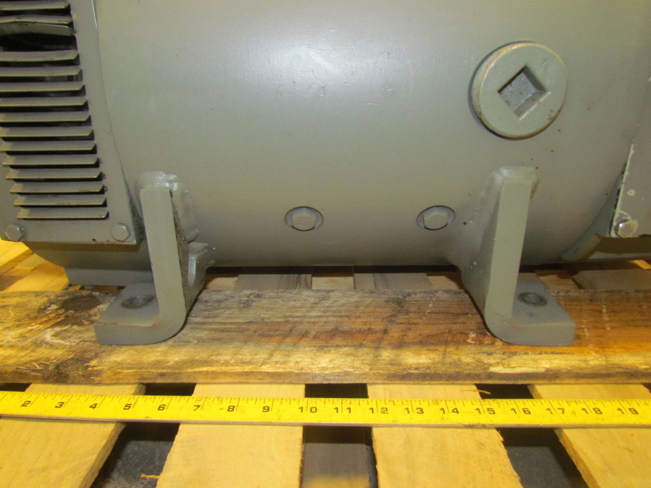 GE General Electric CD327AT 20HP DC Spindle Motor w/AC tach Generator 500V