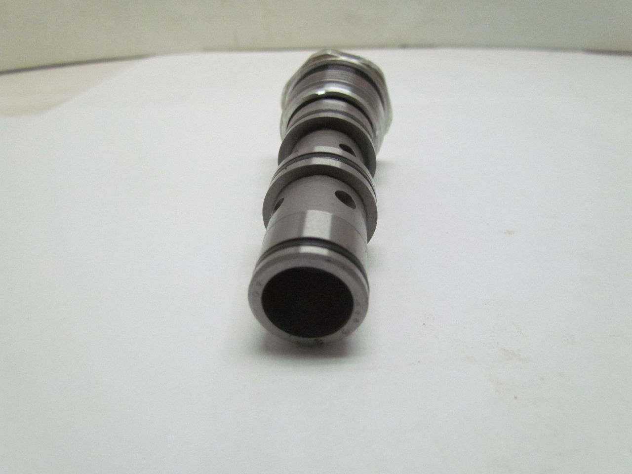 Fluid Controls 2F10N3.0S Hydraulic Flow Regulator Cartridge Valve eBay