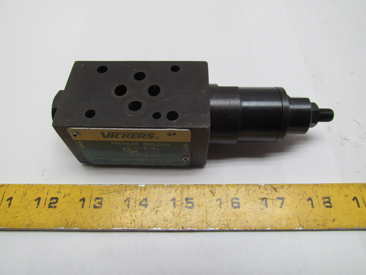 Vickers SystemStaks DGMX23PPAWS40 Hydraulic Pressure Reducing