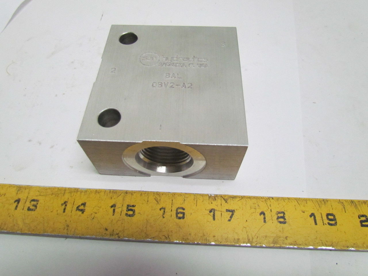 Sun Hydraulics BAL OBV2A2 Aluminum Manifold Block 3port Hydraulic New