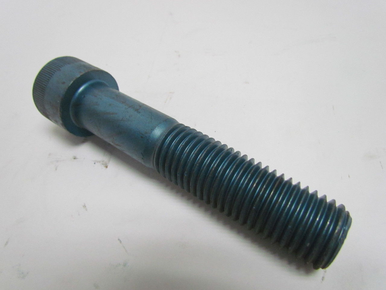 KLI M24 x 3.0 x 120mm Metric Socket Head Cap Screw Bolt Class 12.9 USA