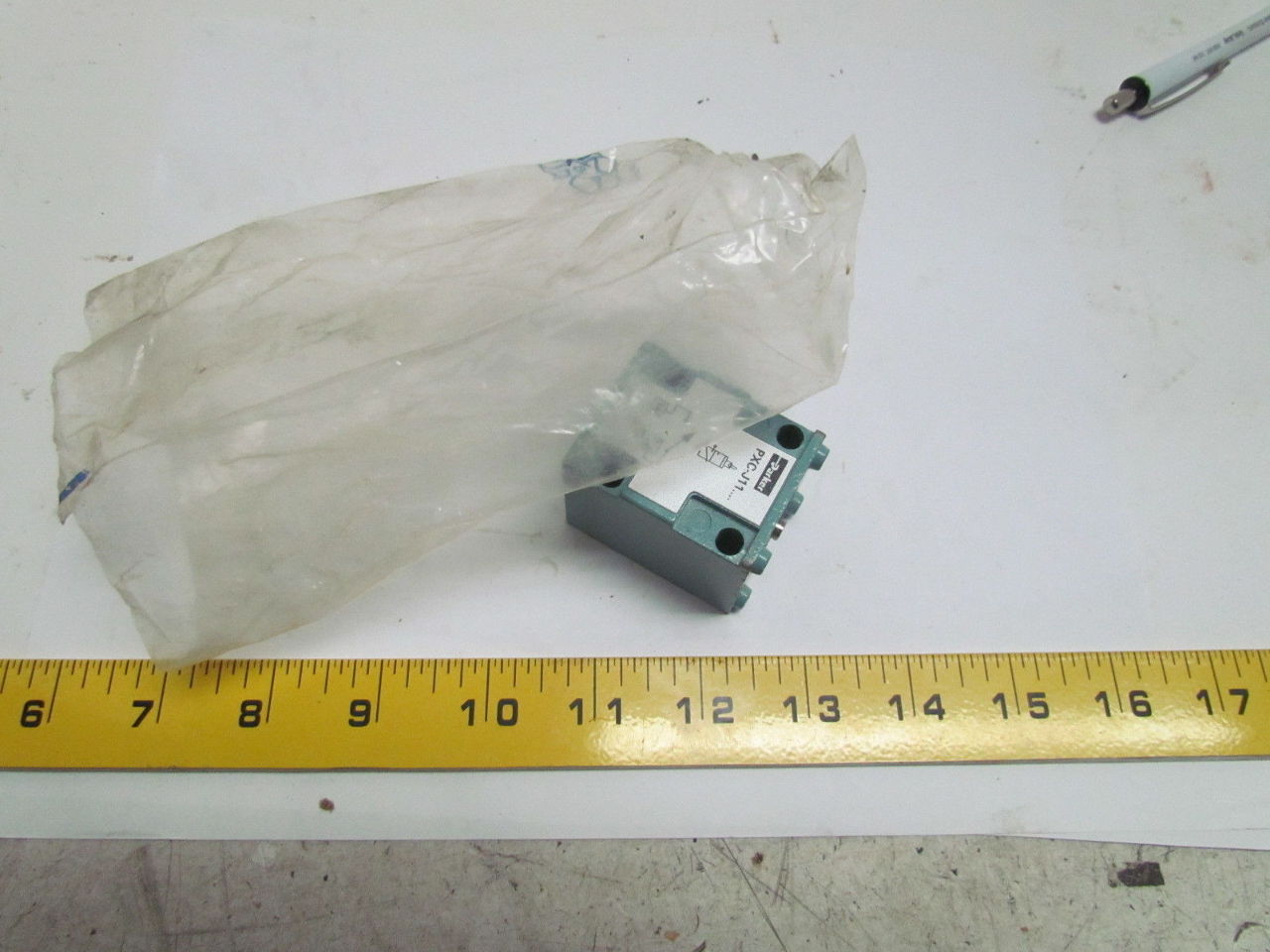 Parker PXCJ11 Pneumatic Switch eBay