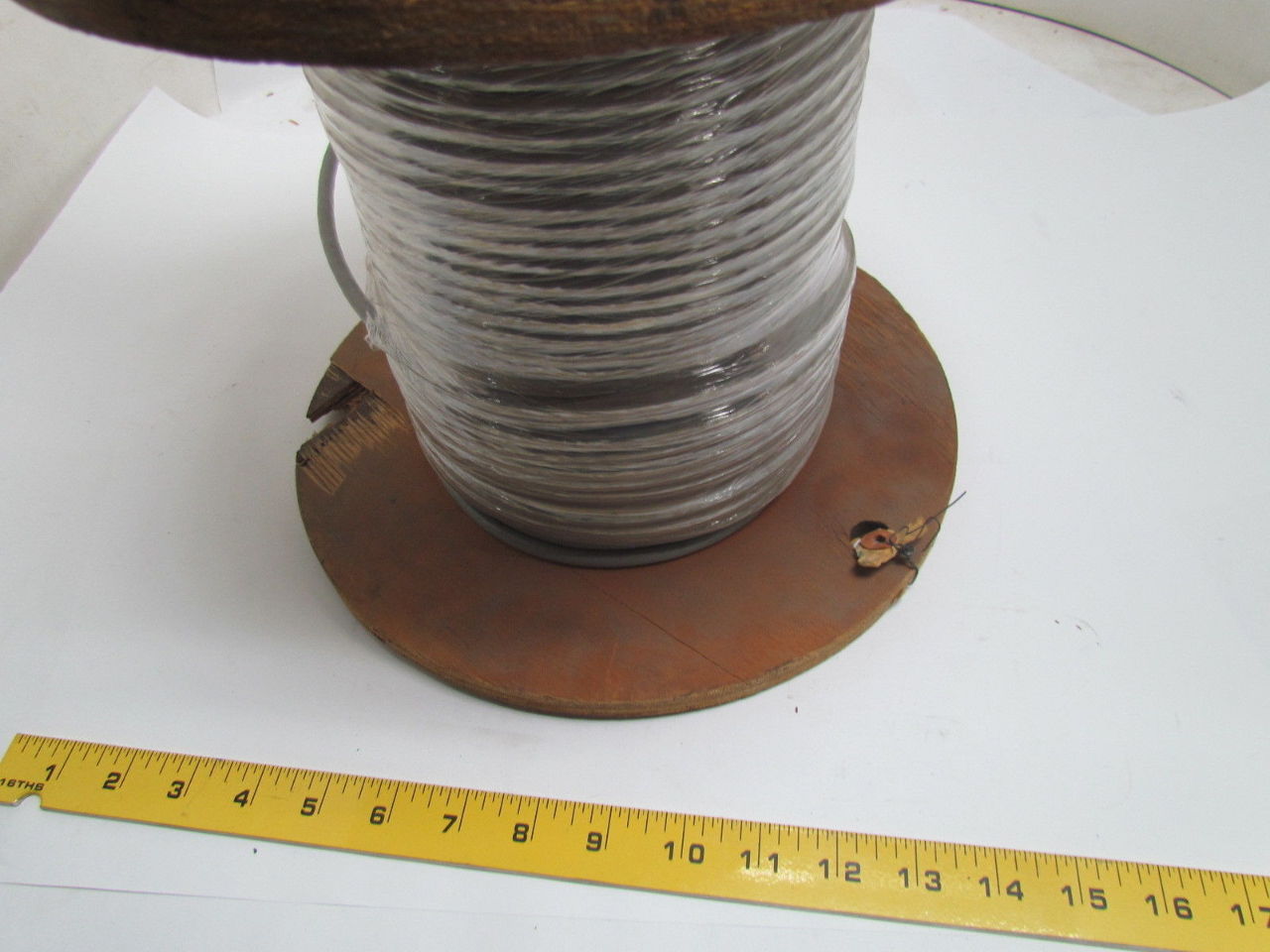 Manhattan Electric E86009 22 AWG 9Conductor Foil Shielded Cable Type