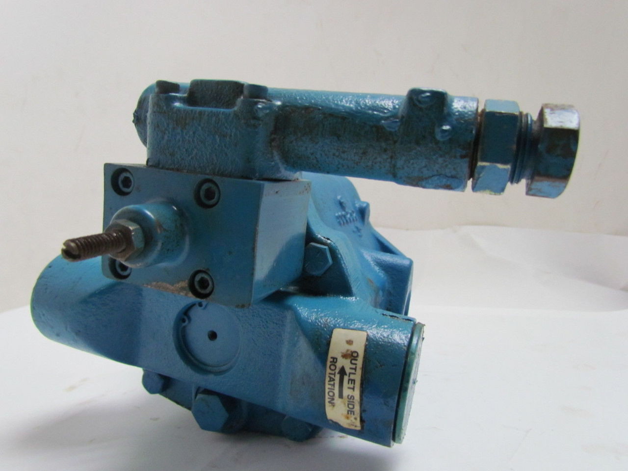 Vickers PVQ10 A2R SS1S 20 CM7 D12 Inline Piston Hydraulic Pump