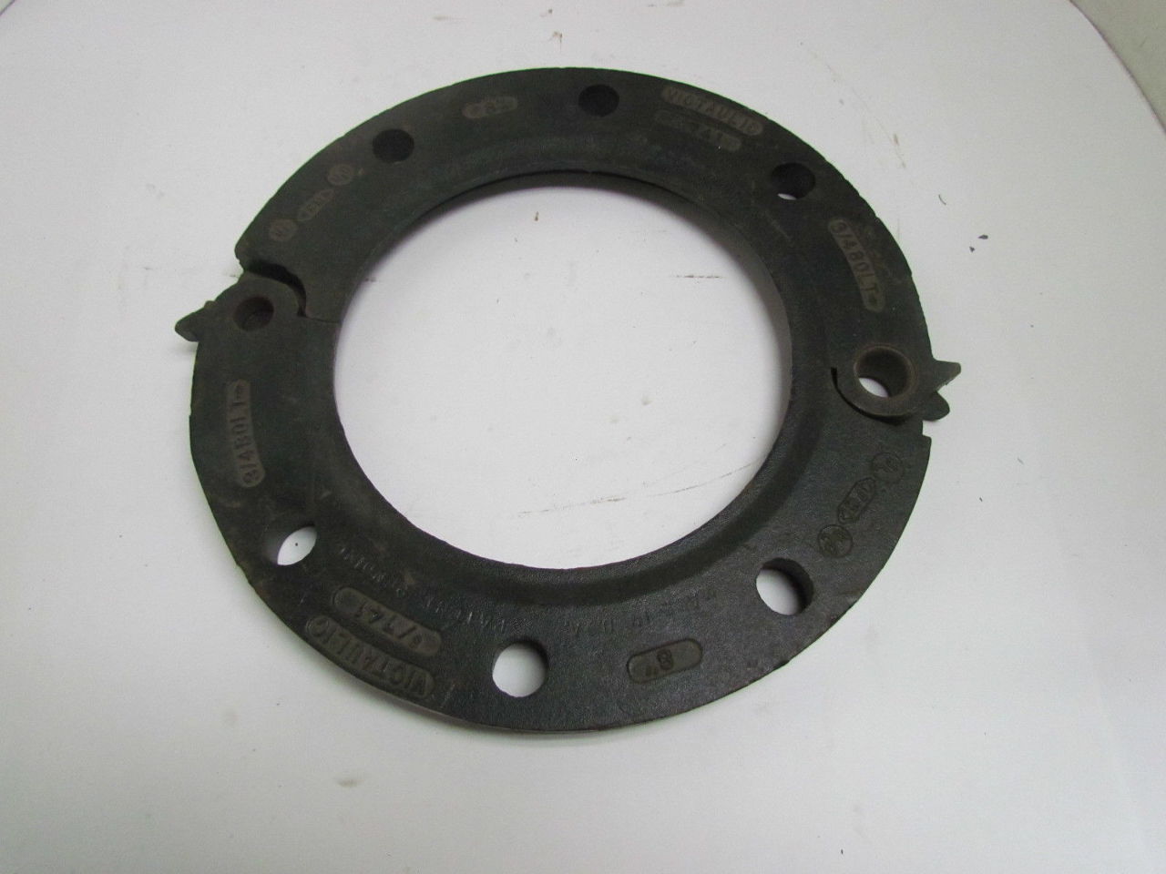 Victaulic S/741 8" 8Bolt VicFlange Adapter 3/4" Bolt Split Flange