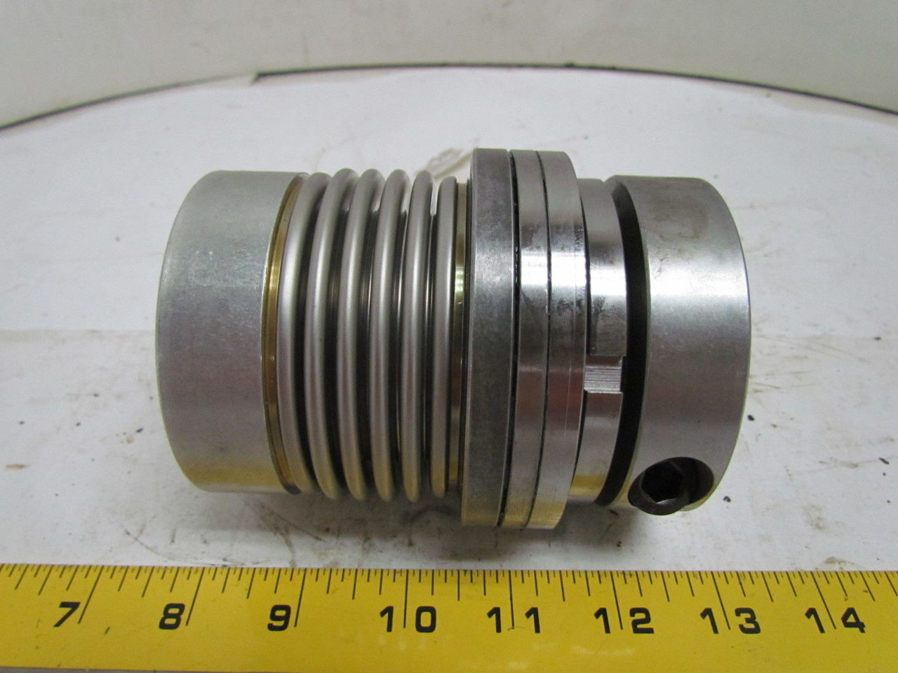 11/4" to 13/8" Flex Coupling with Adjustable Torque Clutch Set 110 ft