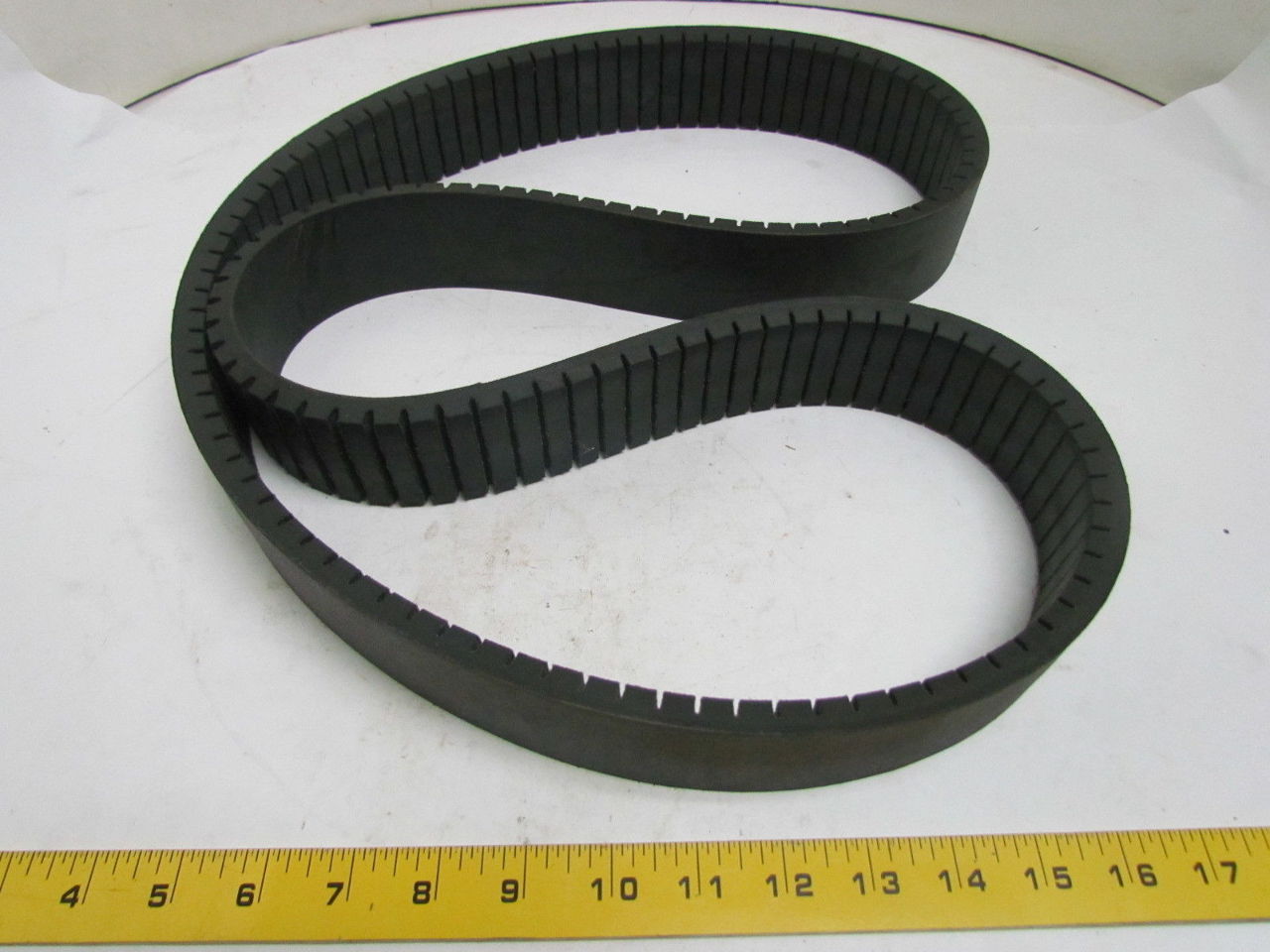 Gates 3226V663 MultiSpeed Heavy Duty VBelt 2" Wide 67.4" Outside L 26