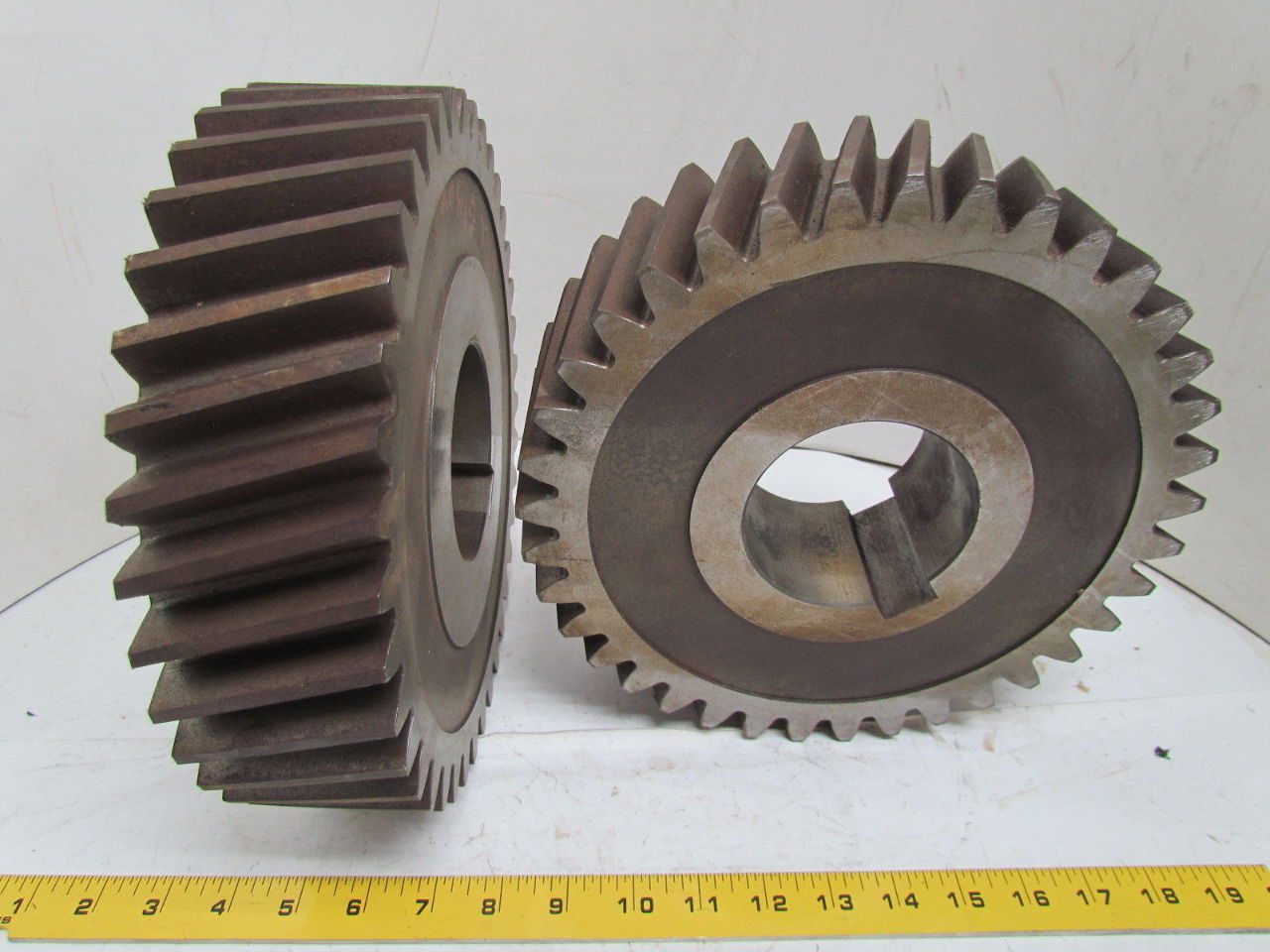 Set of HD Helical Gears 4 DP 20 degree PA 37&39T RH LH 33/8" Bore 23/