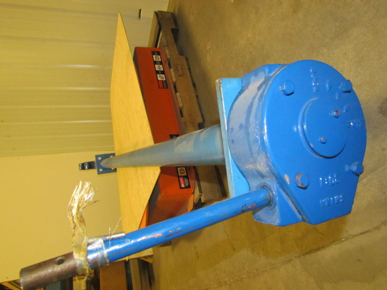 Keystone Fig AR2 10" Lug Style Butterfly Valve W/Gear Operator 78" Extension eBay