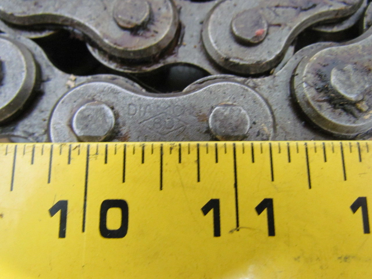 Diamond 80 Standard Steel Riveted Roller Chain 1