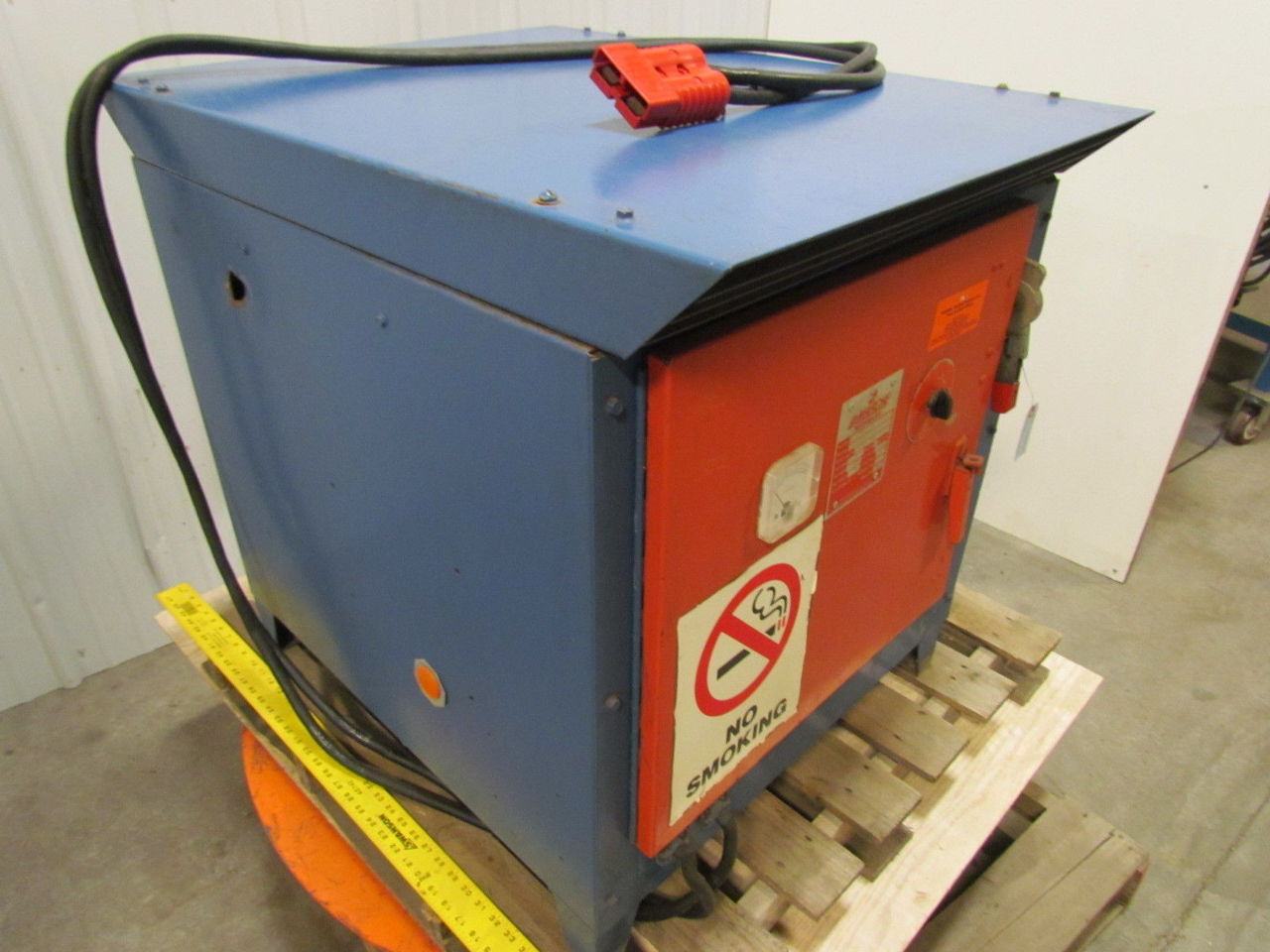 LaMarche A7JF20018LC3 36Volt Forklift Battery Charger 18 Cell 200