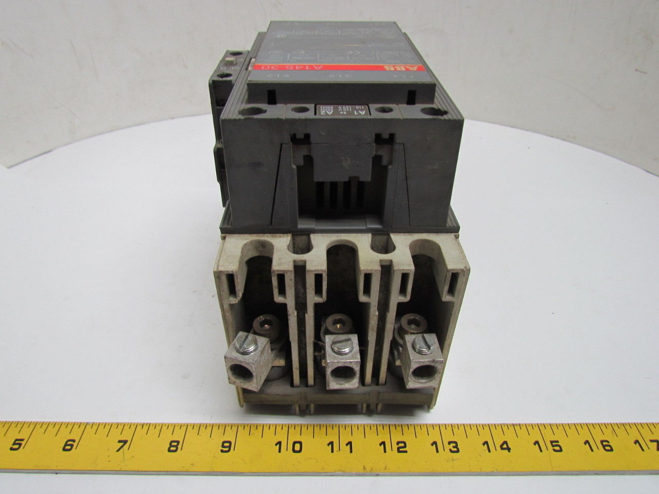 ABB A14530 NonReversing Motor Contactor 3pole 120V Coil w/TA200 DU